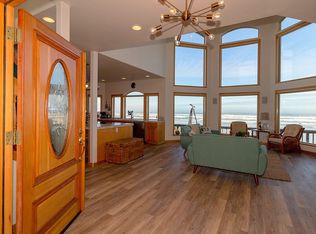 88648 Shoreline Loop, Florence, OR 97439