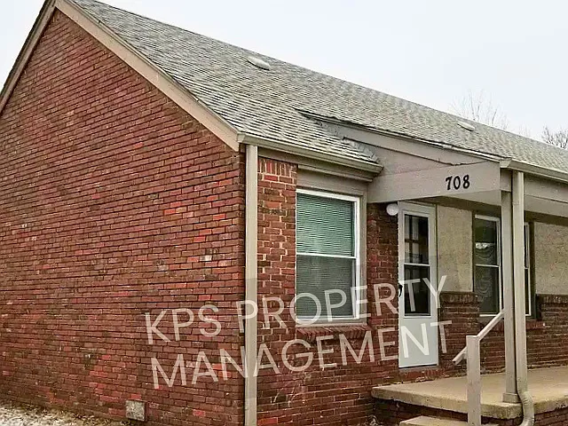 708 S Ida Ave #4