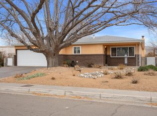 1320 Espejo St NE, Albuquerque, NM 87112