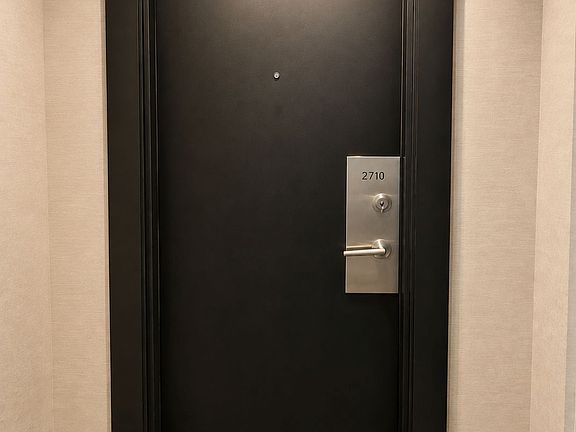 2nd image of 87 Peter St Unit 2710