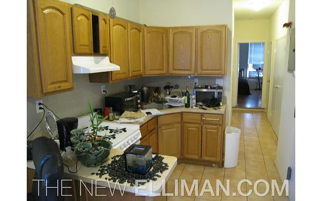 Rented by Douglas Elliman | media 34