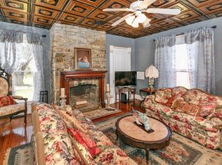 2260 Whitesides Rd, Coxs Creek, KY 40013