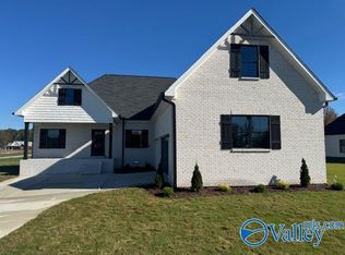 17864 Little Elk Rd, Athens, AL 35611