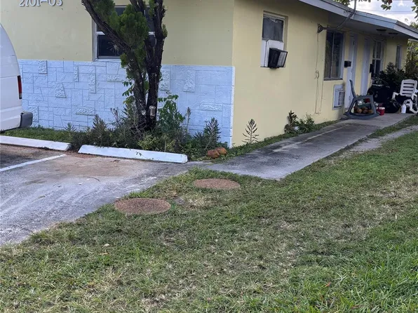 2701 NW 9th Ave, Fort Lauderdale, FL 33311