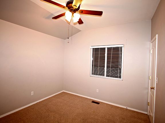 3rd image of 2255 Pinyon Jay Dr