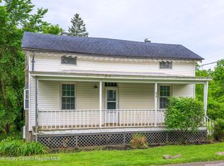 84 Montgomery St, Tivoli, NY 12583