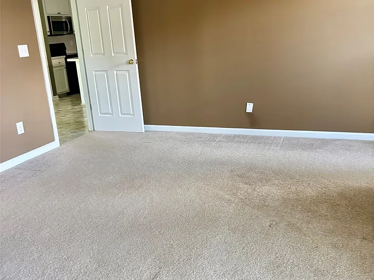 1315 Cameron Ct — Photo 13