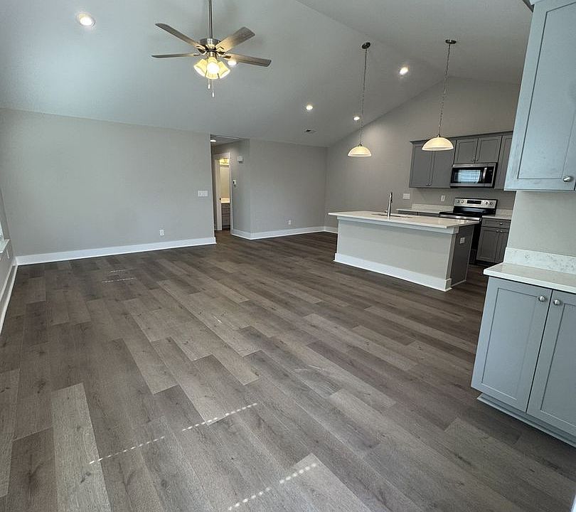 1st image of 117 Brawley Villas Pl