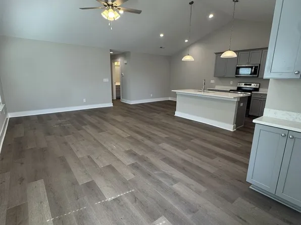 117 Brawley Villas Pl, Mooresville, NC 28117