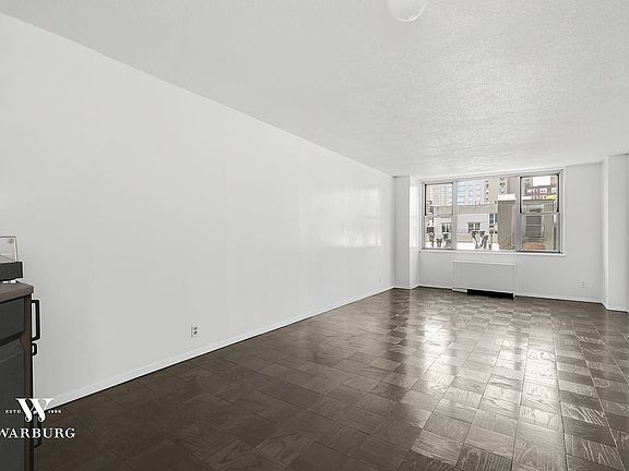 2nd image of 444 E 86th St APT 8D