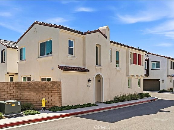 2nd image of 335 Carson Ct