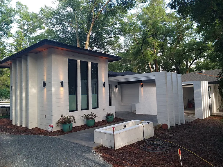 Carolina Ave — Photo 3