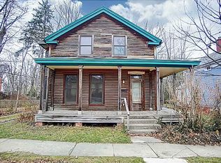 143 E Limestone St, Yellow Springs, OH 45387