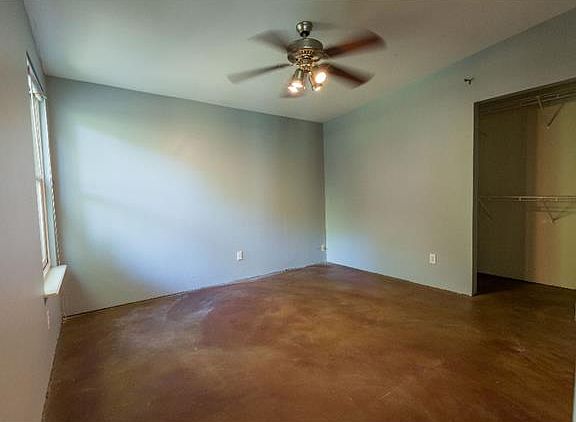 3rd image of 4817 Caswell Ave #B