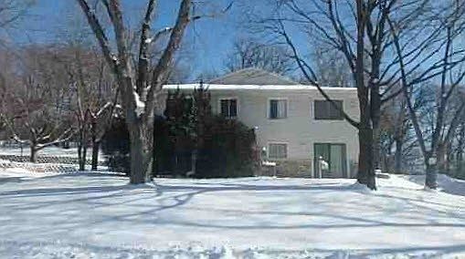 2nd image of 1203 Timbershore Ln