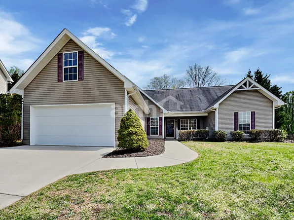 2824 Ashridge Rd, Knoxville, TN 37931