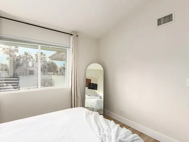 5009 E Le Marche Ave — Photo 26