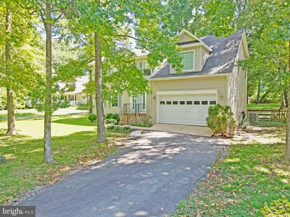 10459 Roosevelt Dr, King George, VA 22485