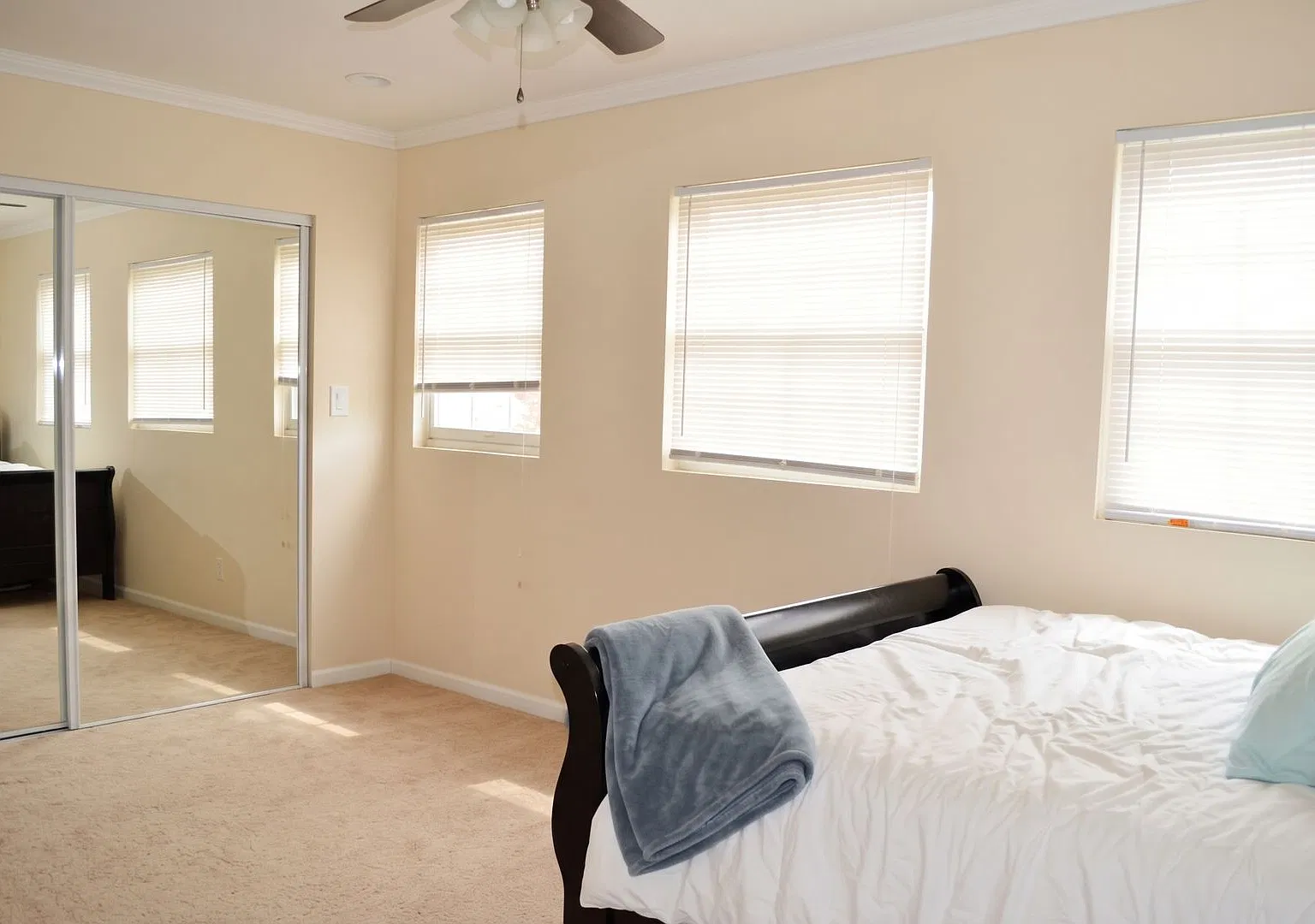 1721-1723 Edwards Way — Photo 4