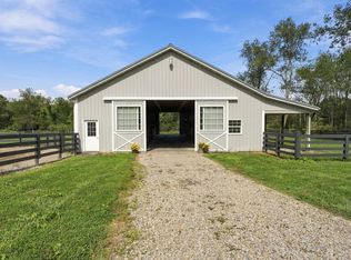 12071 Flint Ridge Rd SE, Newark, OH 43056
