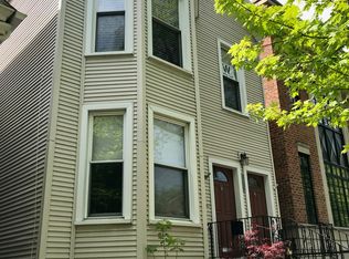 1513 W Grace St #1, Chicago, IL 60613