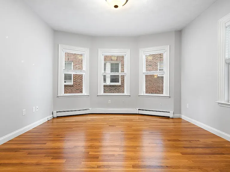 1439 Cambridge St #3A — Photo 5