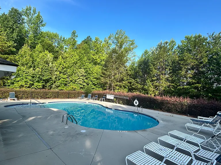 327 Lost Lake Dr — Photo 20