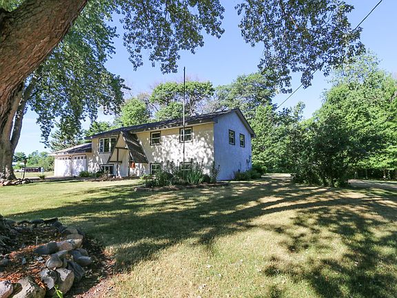 3rd image of 21408 Volga St NE