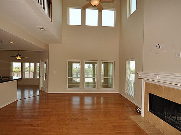 Open concept living/kitchen & dining.