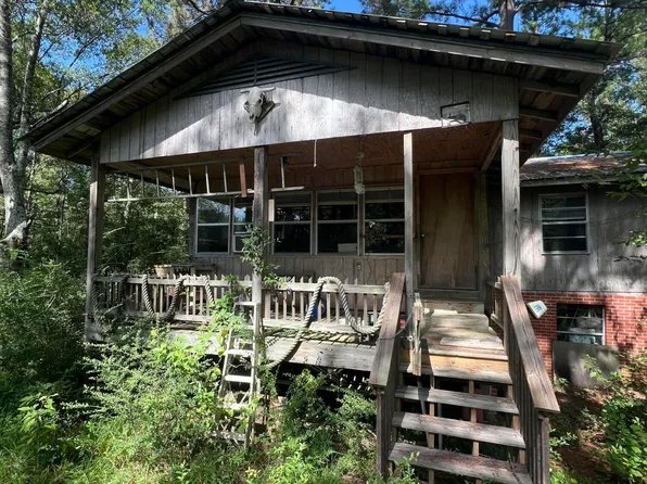 15546 Broadus Rd, Saucier, MS 39574