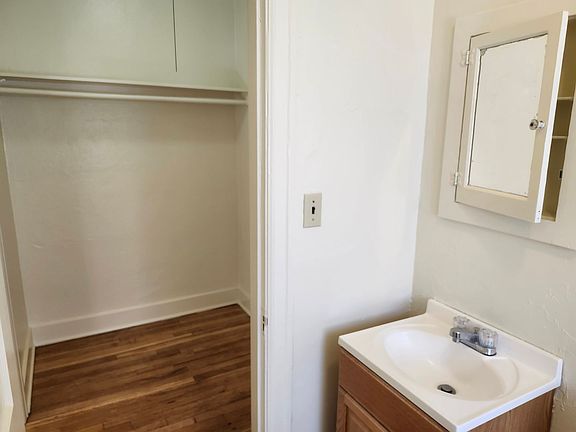 2nd image of 2763 NW Thurman St #4