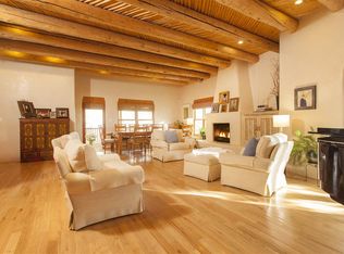 581 Camino Montebello, Santa Fe, NM 87501