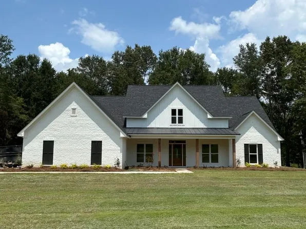 112 Cross Wind Dr, Flora, MS 39071