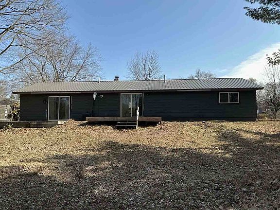 2nd image of 1524 Beach Dr