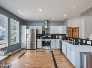 27 Snowberry Pl, Parachute, CO 81635