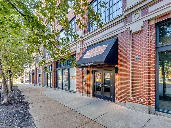 3rd image of 4100 Forest Park Ave APT 202