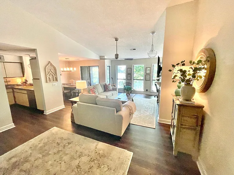 1441 Old Chapin Rd #233 — Photo 4