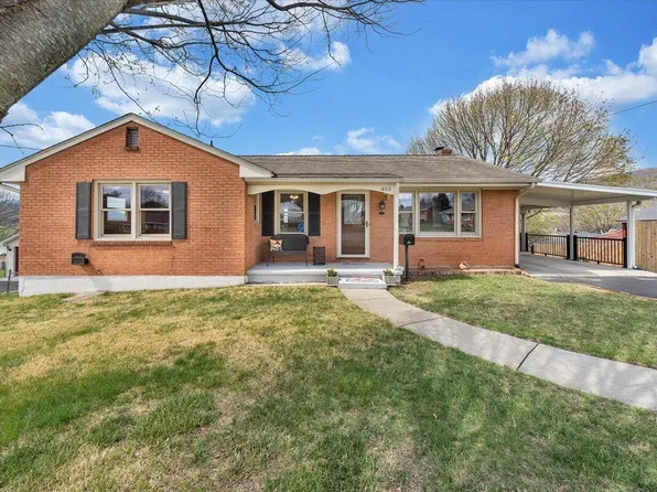 403 Lake Ave, Salem, VA 24153
