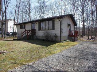 5040 Pine Ridge Rd S, East Stroudsburg, PA 18302