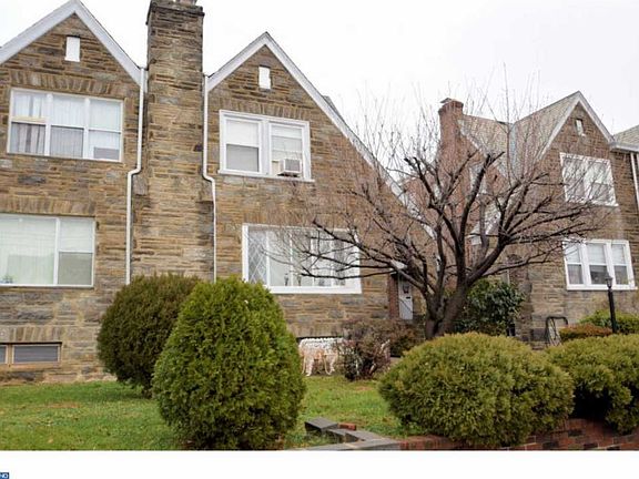3rd image of 1525 Longshore Ave