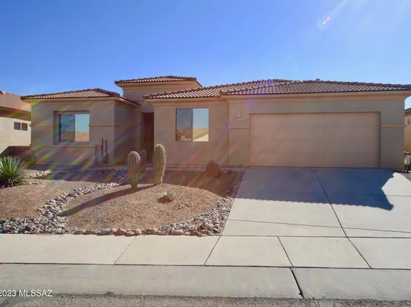 2313 W Calle Balaustre, Green Valley, AZ 85622