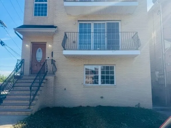 26 Mount Pleasant Ave, Newark, NJ 07104