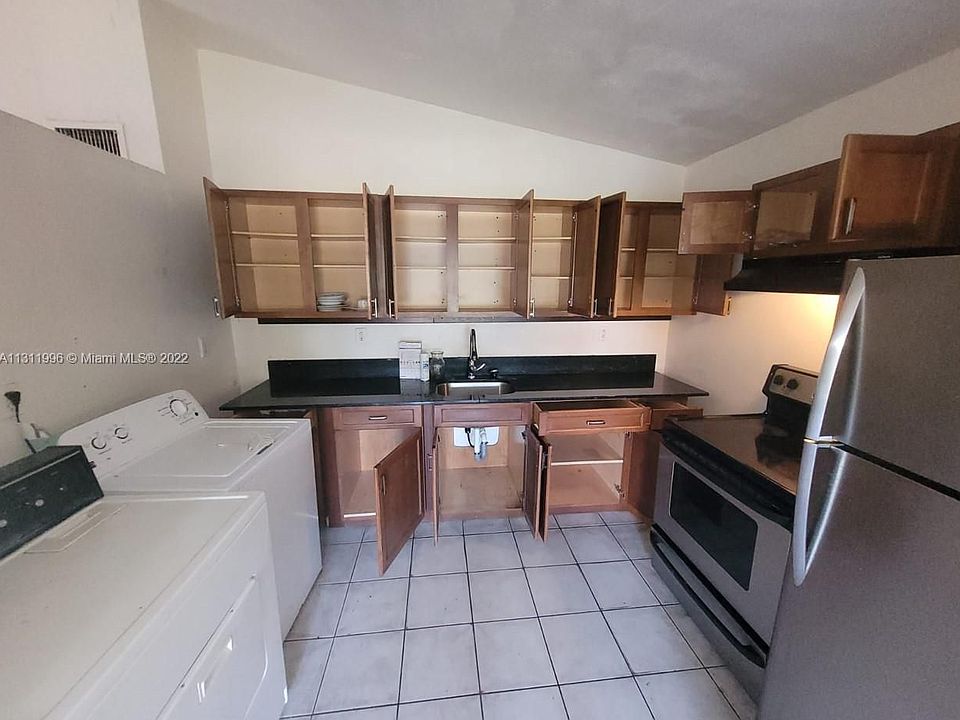 1st image of 20710 NW 41st Ave