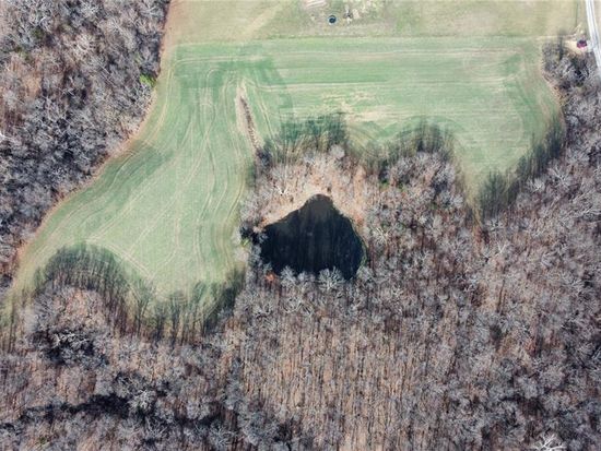 16.8 G Rd, Fults, IL 62244