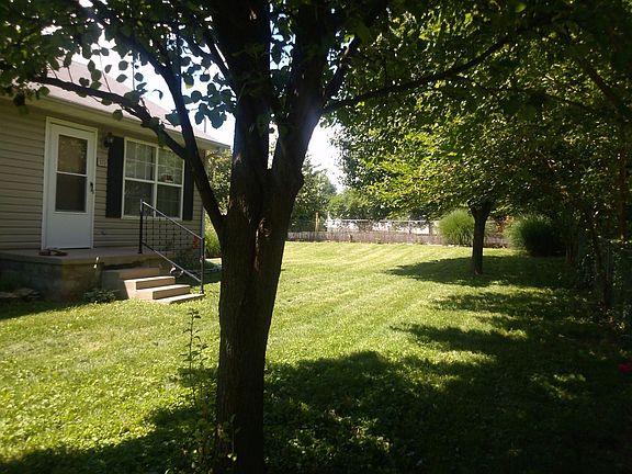 5th image of 109 Wolfe St #111