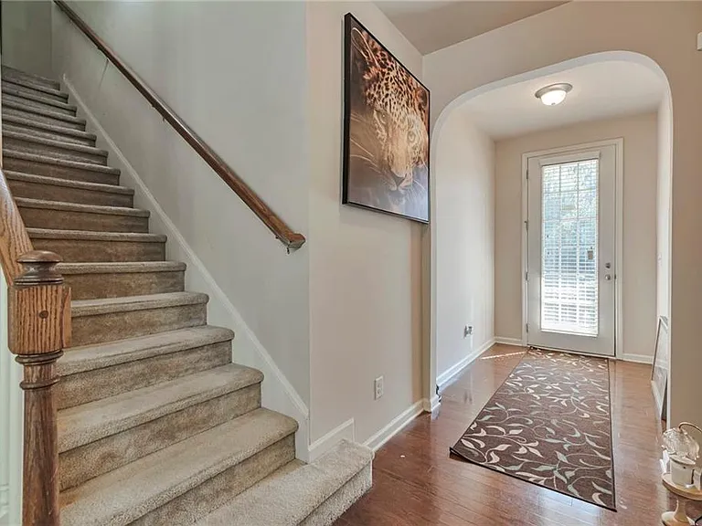 566 Jody Pl — Photo 9