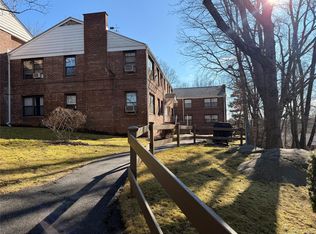 67 Rockledge Road #1B, Hartsdale, NY 10530