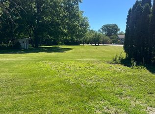 42192 N Chase Ct, Antioch, IL 60002