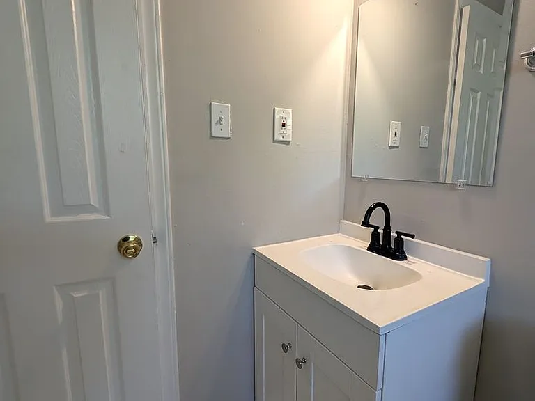 311 Skyland Ave #2 — Photo 11
