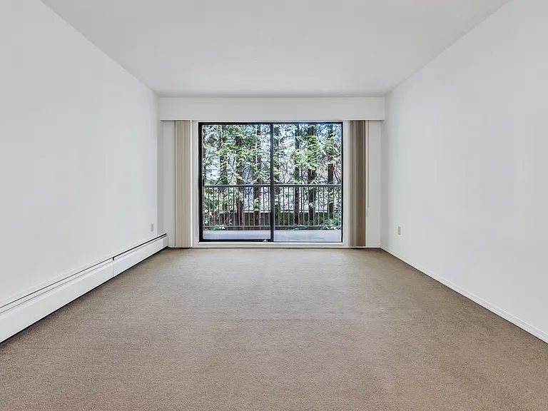 549 Dansey Ave — Photo 24